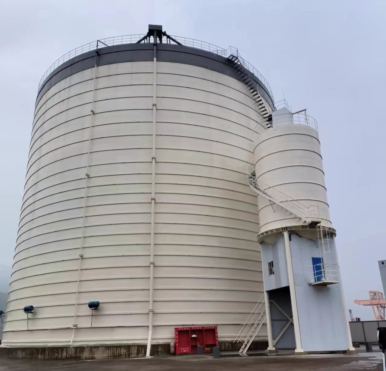 延吉10万吨水泥钢板库