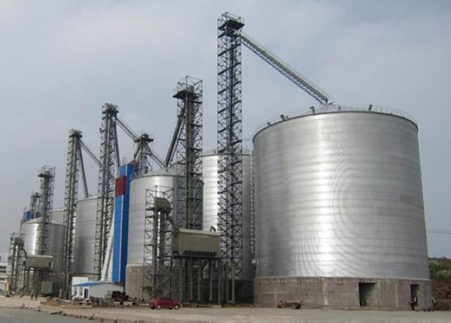 延吉大型钢板库构造参数及水泥储存质量